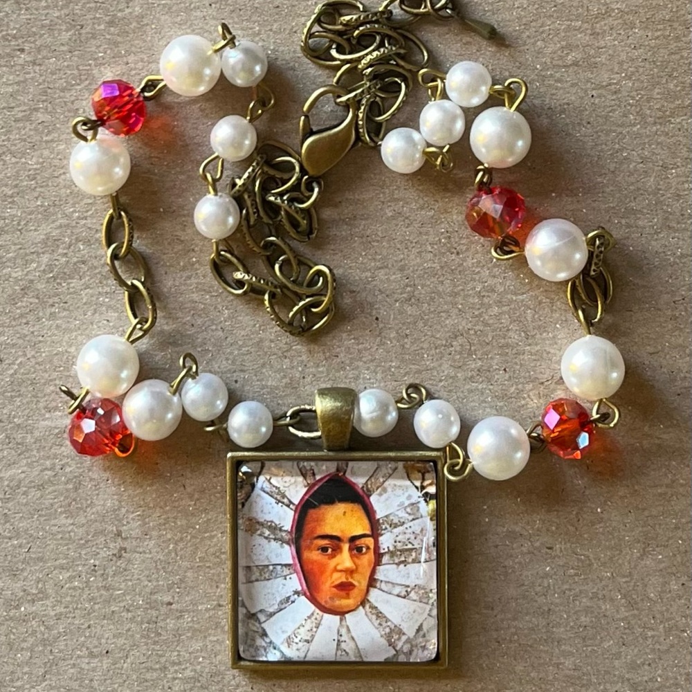 SOLD Frida Kahlo Art Pendant Necklace Vintage Beads - Picture 11 of 16